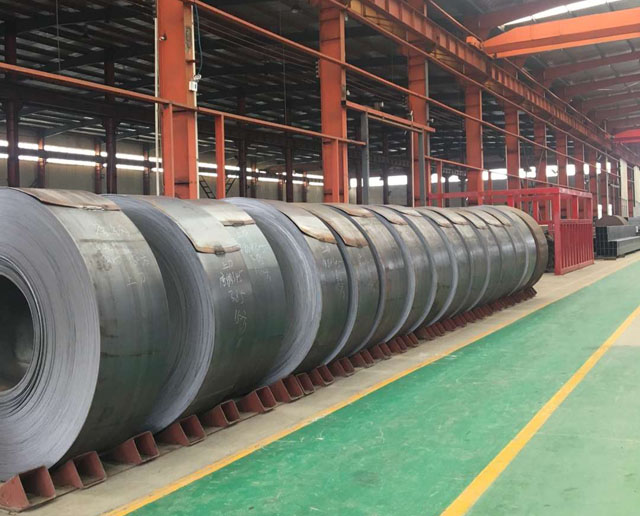 神池方矩管生产母材